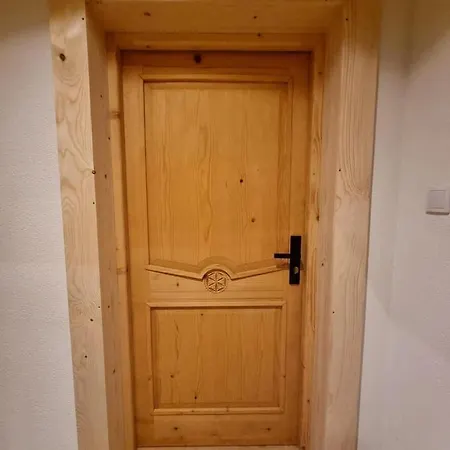 Kotelnica View 木屋